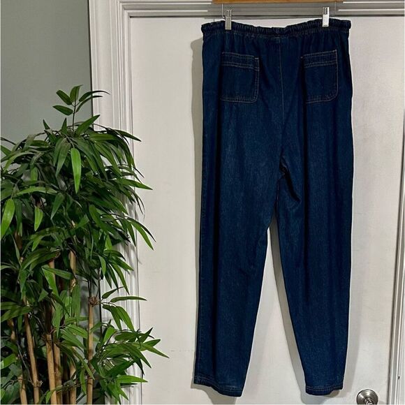 Liz Claiborne Petite Large Blue Denim Jeans Elastic Waist EUC - Picture 3 of 7